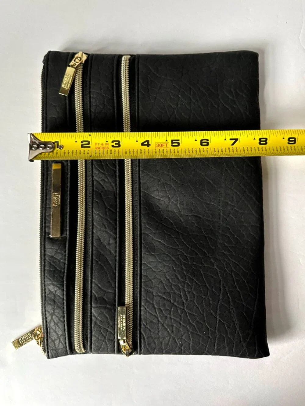 Jones New York Signature Black Charging Pouch Clutch w/Power Bank Vintage NWOT